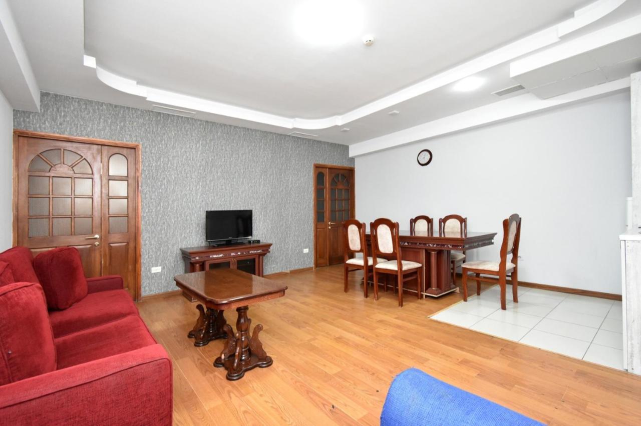 Armenak Apartments N20 Jerevan Exteriör bild